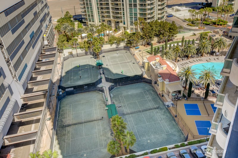 Tennis & Pickleball Courts